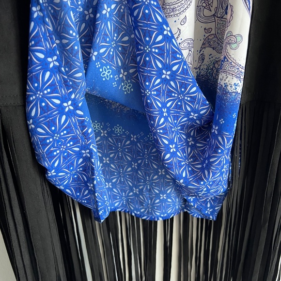 Wild paisley print long sleeve dress with navy collar - Picture 10 of 10